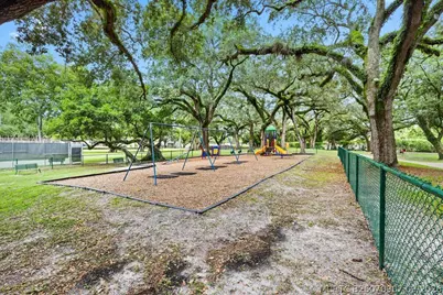 1831 Sabal Palm Drive #403, Davie, FL 33324 - Photo 45