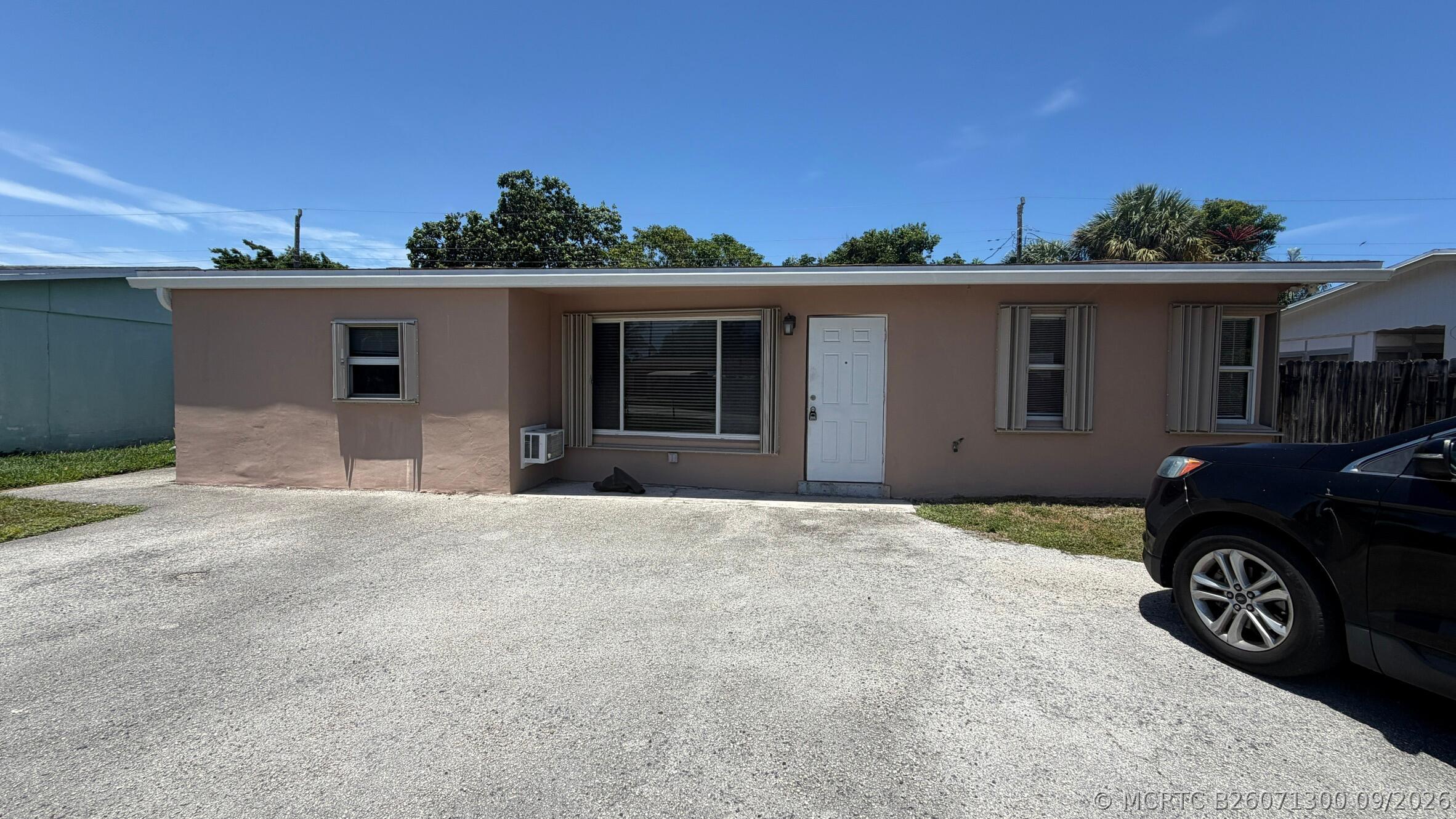 1531 NE 30th St - 1531 NE 30th St, Pompano Beach, FL 33064 Luxury Property | Jose Angel Pina