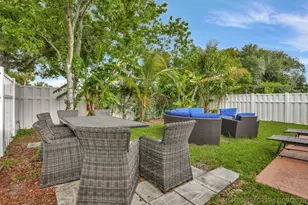 6242 NW 38th Dr, Coral Springs, FL 33067 - Photo 11