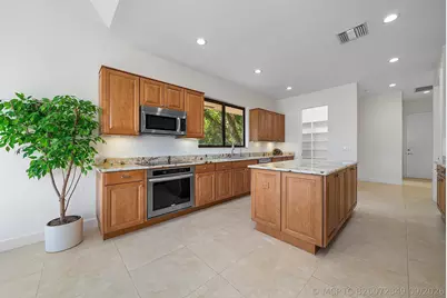 4044 Pacaya Circle, Boca Raton, FL 33487 - Photo 13