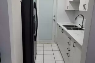 7424 Byron Ave, Miami Beach, FL 33141 - Photo 5
