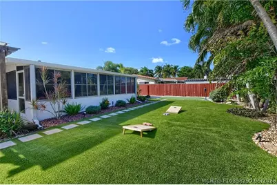 331 SE 4th Street, Deerfield Beach, FL 33441 - Photo 35