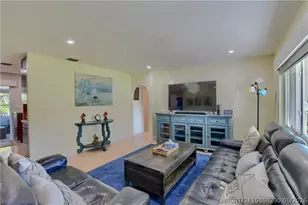 331 SE 4th St, Deerfield Beach, FL 33441 - Photo 5