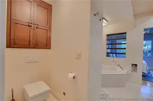 331 SE 4th St, Deerfield Beach, FL 33441 - Photo 21