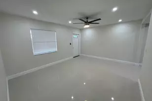 1809 NW 13th Ct, Fort Lauderdale, FL 33311 - Photo 7