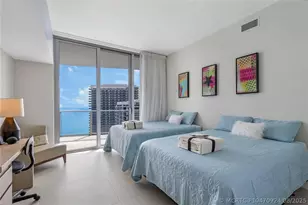 4111 S Ocean Dr, Hollywood, FL 33019 - Photo 27