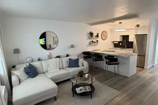 1015 SW 11th Ave, Hallandale Beach, FL 33009 - Photo 17