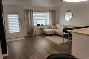 1015 SW 11th Ave, Hallandale Beach, FL 33009 - Photo 3