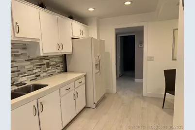545 Oaks Lane #105, Pompano Beach, FL 33069 - Photo 31