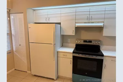 571 SW 142nd Avenue #413-O, Pembroke Pines, FL 33027 - Photo 3