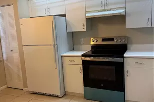 571 SW 142nd Ave, Pembroke Pines, FL 33027 - Photo 11
