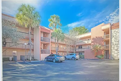 3140 Holiday Springs Boulevard #109, Margate, FL 33063 - Photo 1