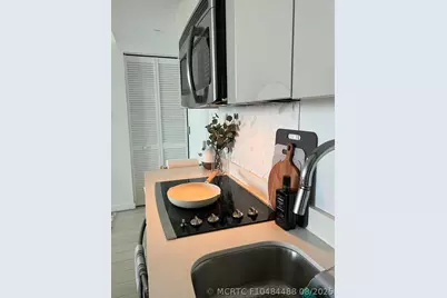2602 E Hallandale Beach Boulevard #R1010, Hallandale Beach, FL 33009 - Photo 3