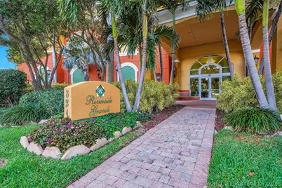 821 N Riverside Drive #Ph2, Pompano Beach, FL 33062 - Photo 11