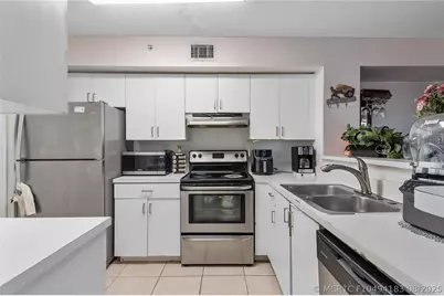 2133 Renaissance Boulevard #205, Miramar, FL 33025 - Photo 5