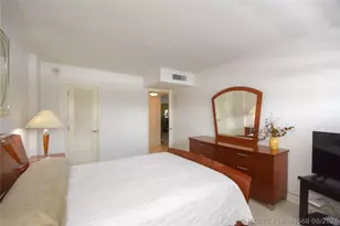1012 N Ocean Blvd, Pompano Beach, FL 33062 - Photo 39