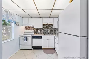 31 Abbey Ln, Delray Beach, FL 33446 - Photo 17