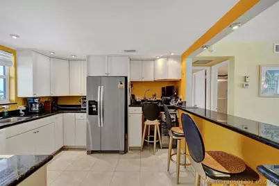 1051 Hillsboro Mile #307e, Hillsboro Beach, FL 33062 - Photo 9