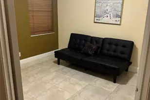 1668 Cypress Pointe Dr, Coral Springs, FL 33071 - Photo 11
