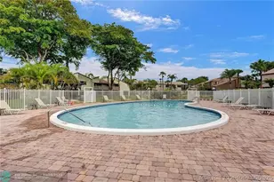1668 Cypress Pointe Dr, Coral Springs, FL 33071 - Photo 23