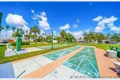 800 SW 11th Avenue #17, Hallandale Beach, FL 33009 - Photo 19