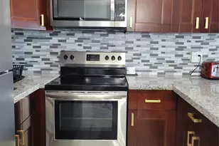 800 SW 11th Ave, Hallandale Beach, FL 33009 - Photo 3