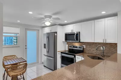 750 N Ocean Boulevard #1503, Pompano Beach, FL 33062 - Photo 5