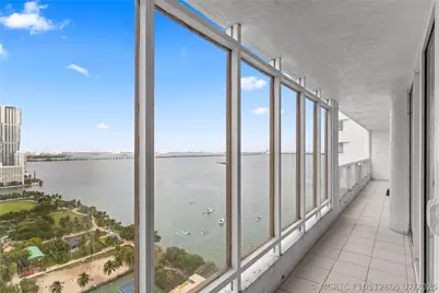 1717 N Bayshore Drive #3040, Miami, FL 33132 - Photo 25