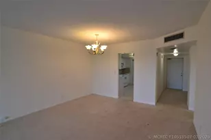 3575 Brokenwoods Dr, Coral Springs, FL 33065 - Photo 27