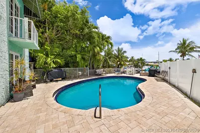 2708 NE 14th Street Causeway #2, Pompano Beach, FL 33062 - Photo 5