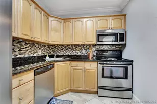 744 NE 14th Ave, Fort Lauderdale, FL 33304 - Photo 19