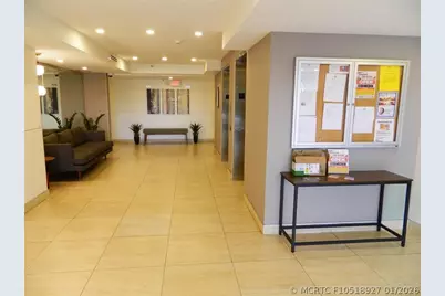 105 Lake Emerald Drive #711, Oakland Park, FL 33309 - Photo 29