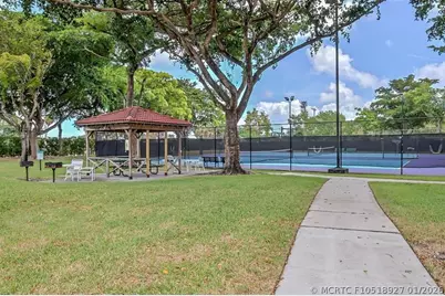 105 Lake Emerald Drive #711, Oakland Park, FL 33309 - Photo 39