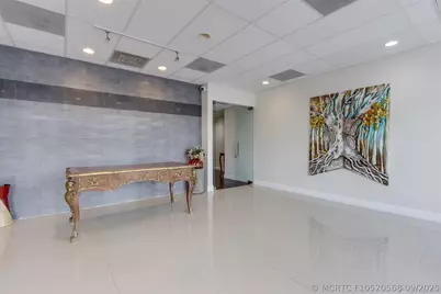 2743 Hollywood Boulevard, Hollywood, FL 33020 - Photo 7