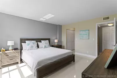 16 Royal Palm Way #302, Boca Raton, FL 33432 - Photo 17