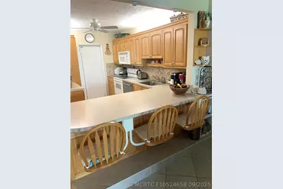 2731 NE 14th Street Causeway #307, Pompano Beach, FL 33062 - Photo 3