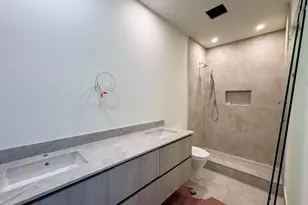 1319 NE 14th Ave, Fort Lauderdale, FL 33304 - Photo 25