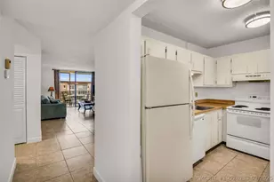 2840 Somerset Dr, Lauderdale Lakes, FL 33311 - Photo 3