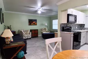 2010 Fillmore St, Hollywood, FL 33020 - Photo 9
