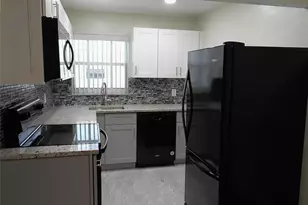 2010 Fillmore St, Hollywood, FL 33020 - Photo 15