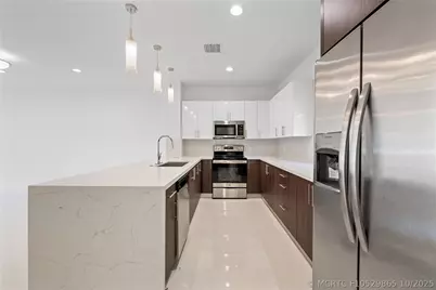 1428 SW 4th Avenue #1428, Fort Lauderdale, FL 33315 - Photo 3