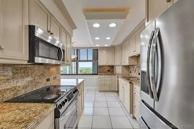 936 Intracoastal Drive #12c, Fort Lauderdale, FL 33304 - Photo 37