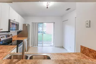 4149 NW 67th Te, Lauderhill, FL 33319 - Photo 5