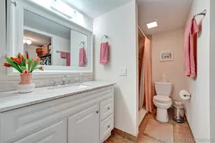 860 SE 6th Ave, Deerfield Beach, FL 33441 - Photo 23