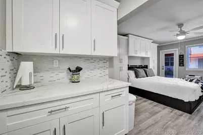 329 Connecticut Street #107, Hollywood, FL 33019 - Photo 9