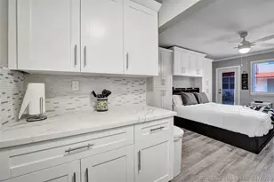 329 Connecticut St, Hollywood, FL 33019 - Photo 9