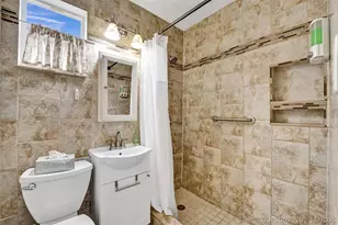 329 Connecticut St, Hollywood, FL 33019 - Photo 11