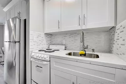 329 Connecticut Street #107, Hollywood, FL 33019 - Photo 17