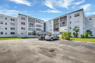 2800 Somerset Dr, Lauderdale Lakes, FL 33311 - Photo 27