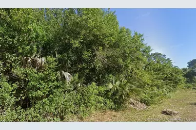 4702 Vera Avenue, Lehigh Acres, FL 33971 - Photo 5